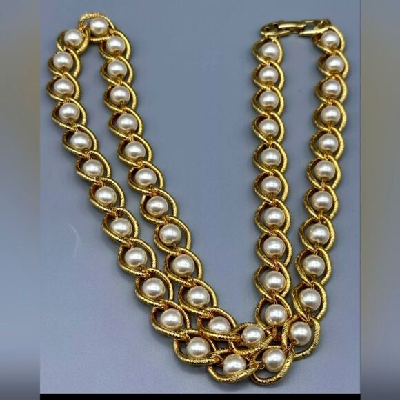 Napier Jewelry - Vintage Napier GT Bezel Pearl Beaded Necklace 22"